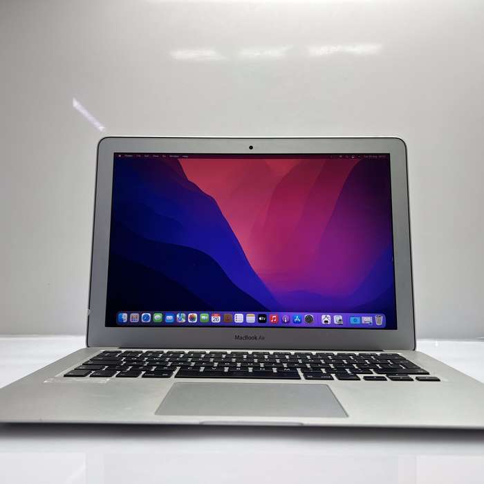 Apple MacBook Air "Core i5" 13-Inch (Early 2013) 8GB RAM 128GB SSD Silver - Bright Spots