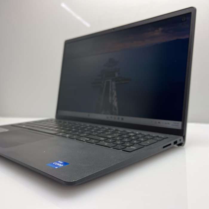 Dell Inspirion 15 3511 "Core i5" 8GB RAM 256GB SSD Black (3 Month Warranty)