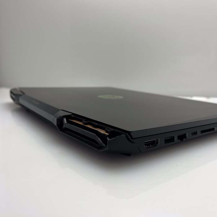 HP Pavillion 15-dk1000ni 16GB RAM 1TB HDD Black - Damaged Hinge Cover