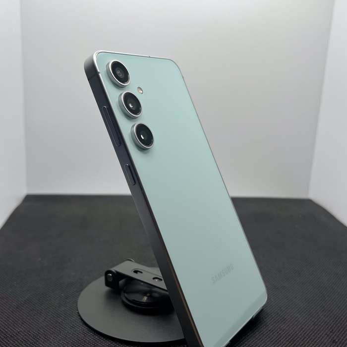 Samsung Galaxy S24 FE 256GB Mint Green (12 Month Warranty)