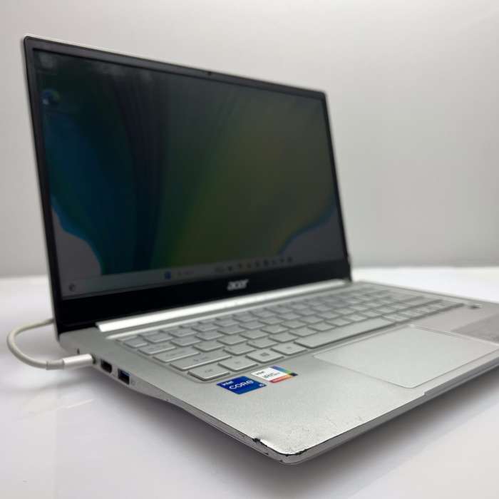 Acer Swift SF314-59 8GB RAM 512GB NVME SSD Silver - Hinge Damage