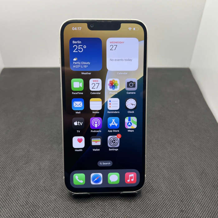 Apple iPhone 13 128GB Starlight (6 Month Warranty)