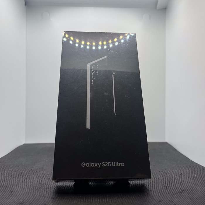 Samsung Galaxy S25 Ultra 256GB SilverBlue   (10 Year Warranty)