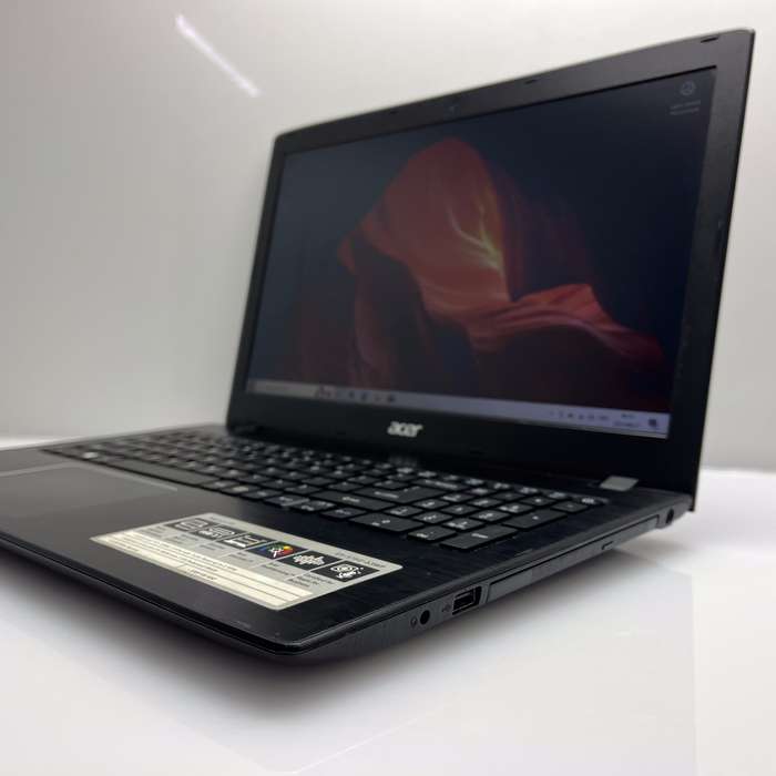 Acer Aspire E5-577 (N16Q2) "Core i5" 16GB RAM 512GB SSD NVME And 2TB HDD Black