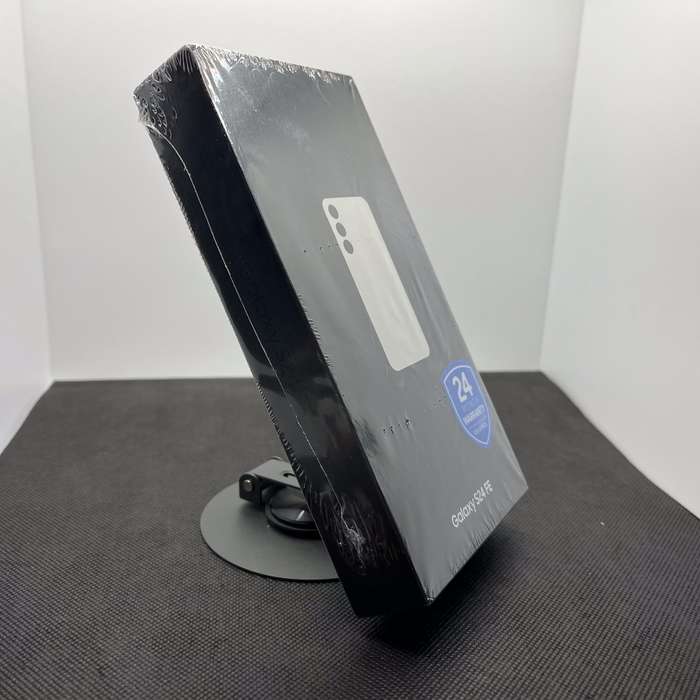 Samsung Galaxy S24 FE 256GB Dual Sim Gray -  (10 Year Warranty)