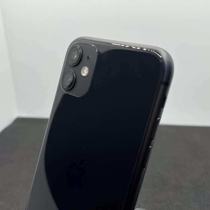 Apple iPhone 11 64GB Black (6 Month Warranty)