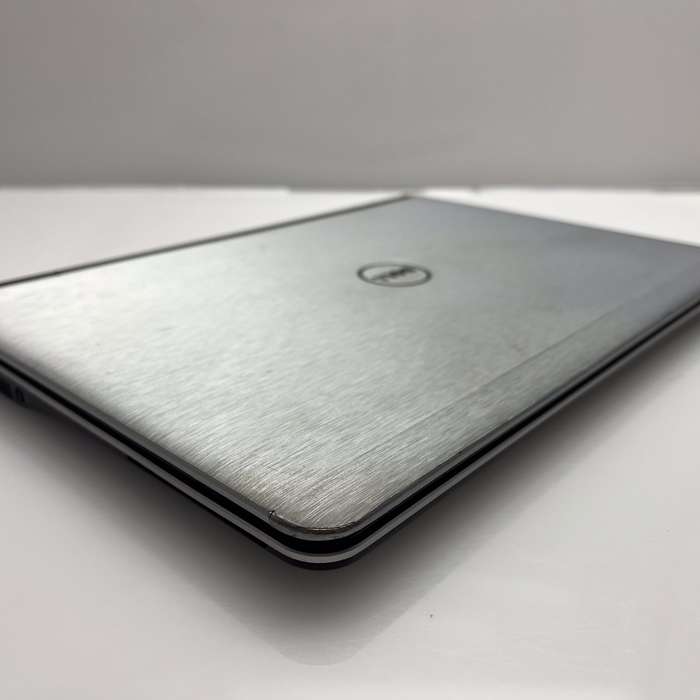 Dell Latitude E7240 "Core i7"  16GB RAM 256GB SSD (SATA) Silver - Faulty Battery | Damaged Power ...