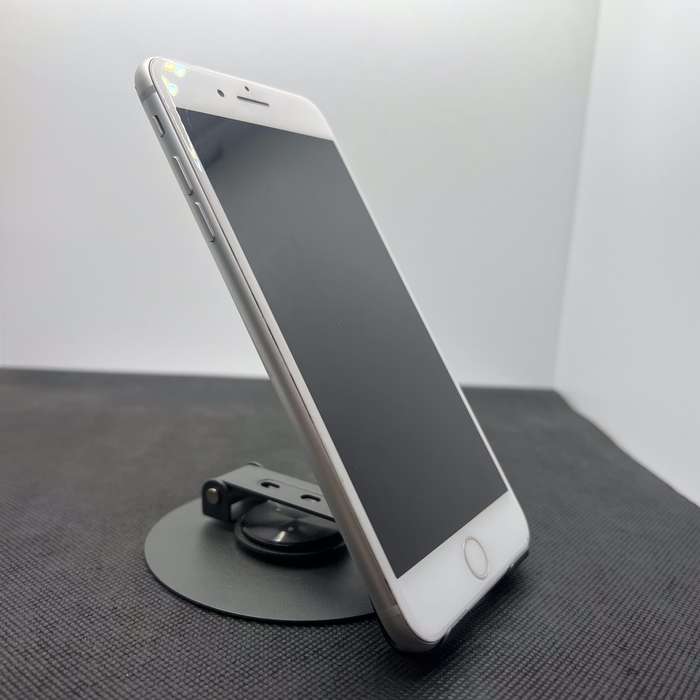 Apple iPhone 8 Plus 64GB Silver - No Home Button | No Touch ID