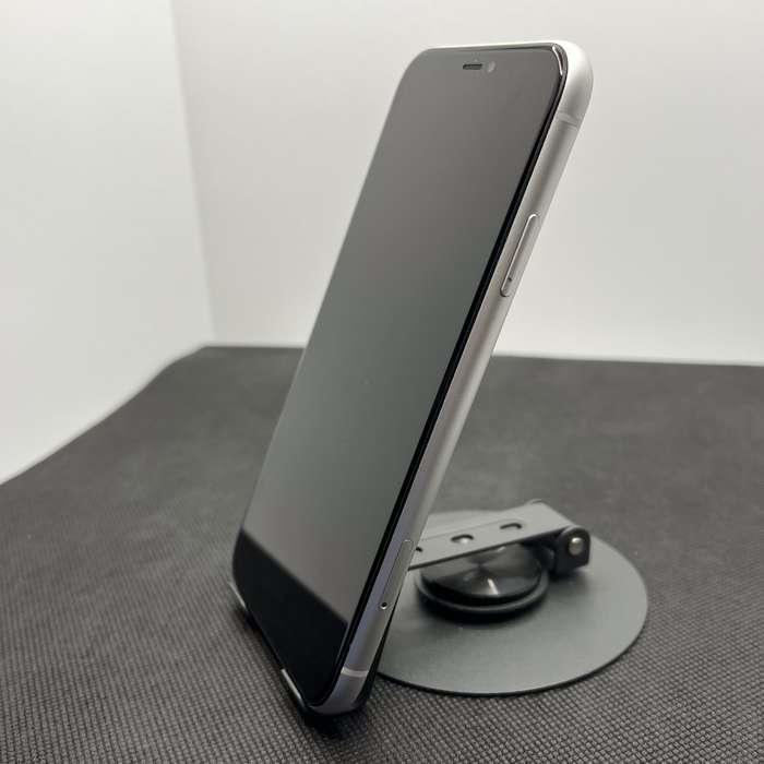 Apple iPhone XR 64GB White (3 Month Warranty)