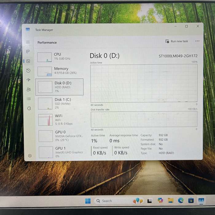 HP Pavillion 15-dk1000ni 16GB RAM 1TB HDD Black - Damaged Hinge Cover