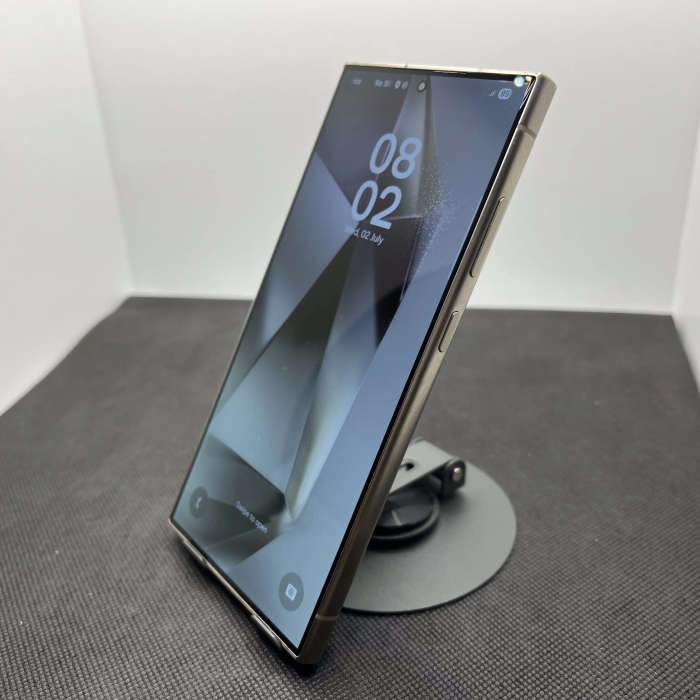 Samsung Galaxy S24 Ultra 256GB Titanium Gray (12 Month Warranty)
