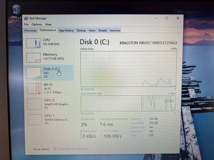 Acer Extensa 2511 8GB RAM 2656GB SSD Black - Hinge damage | Faulty Battery