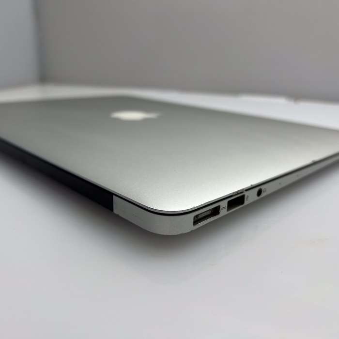 Apple MacBook Air "Core i5" 13-Inch (Early 2013) 8GB RAM 128GB SSD Silver - Bright Spots