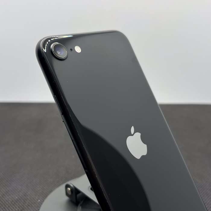 Apple iPhone SE (2020) 64GB Black