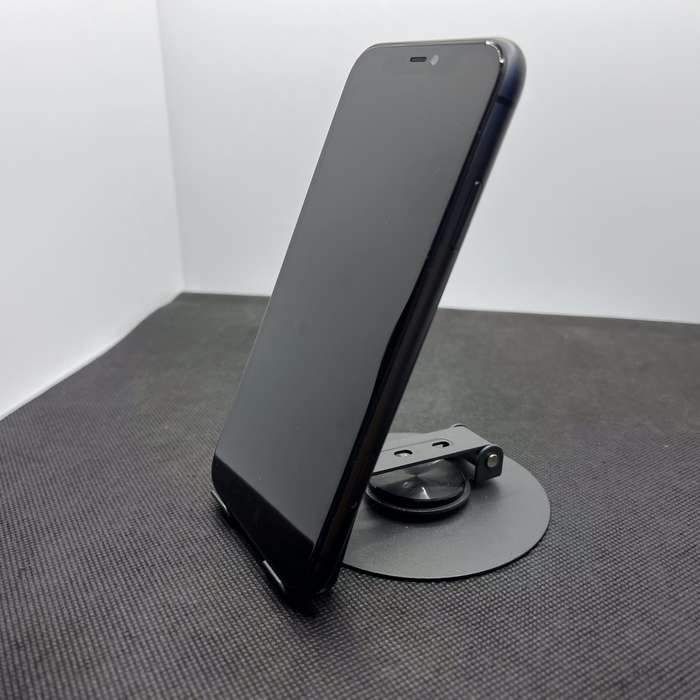 Apple iPhone 11 64GB Black (6 Month Warranty)