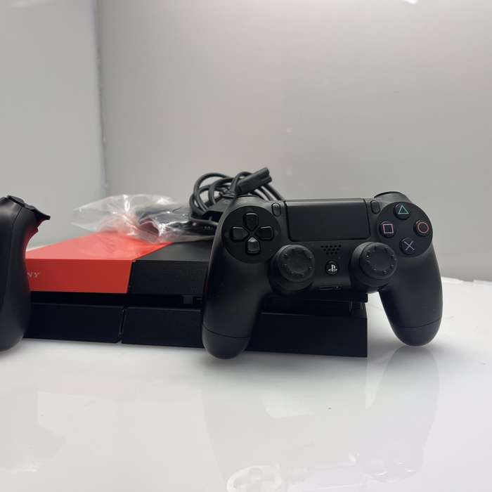 Playstation 4 Original 500GB Black 2 Batman Controllers + HDMI Cable + Power Cable (3 Month Warra...
