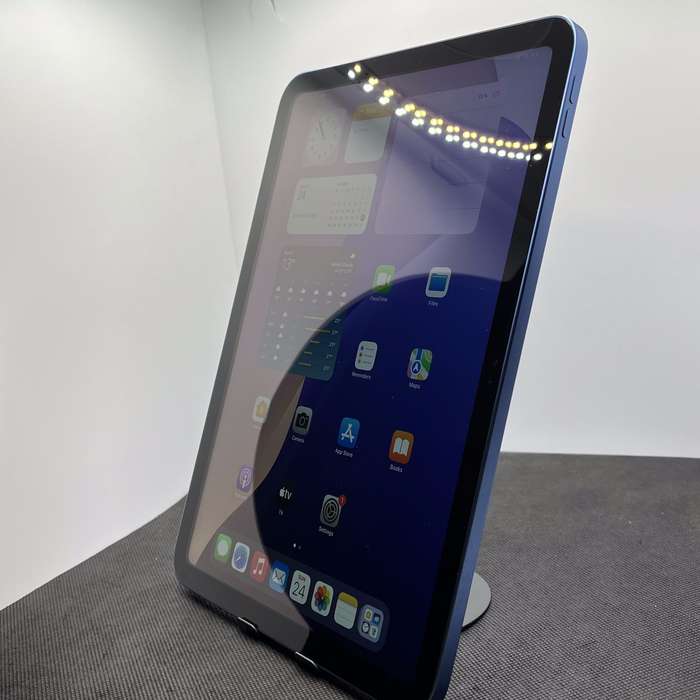 iPad 10.9-Inch 10th Gen 64GB (Wifi only) Blue (6 Month Warranty)