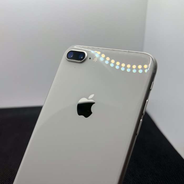 Apple iPhone 8 Plus 64GB Silver - No Home Button | No Touch ID