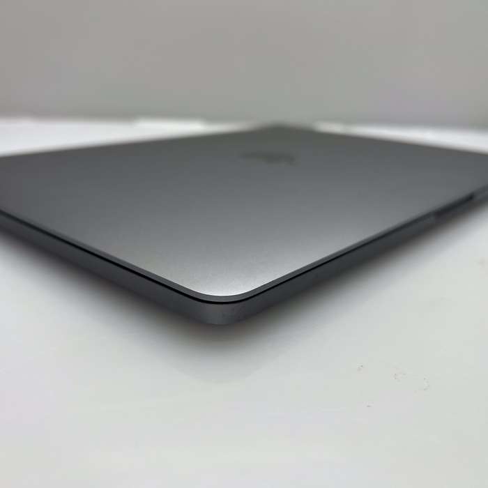 Apple MacBook Pro "Core i5" 13-Inch (Mid 2017) 8GB RAM 256GB - Bright Spots