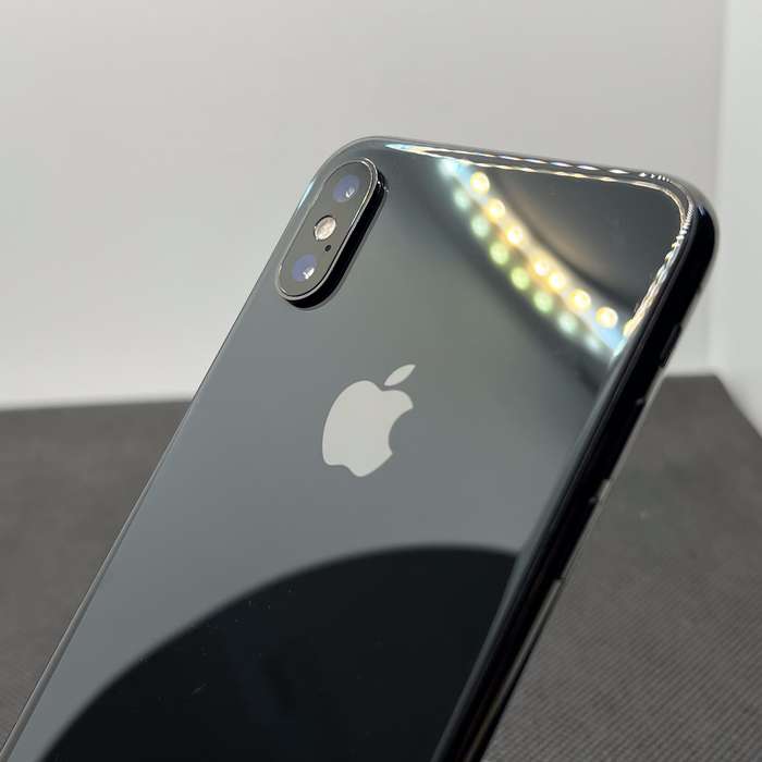 Apple iPhone XS 64GB Black (3 Month Warranty)