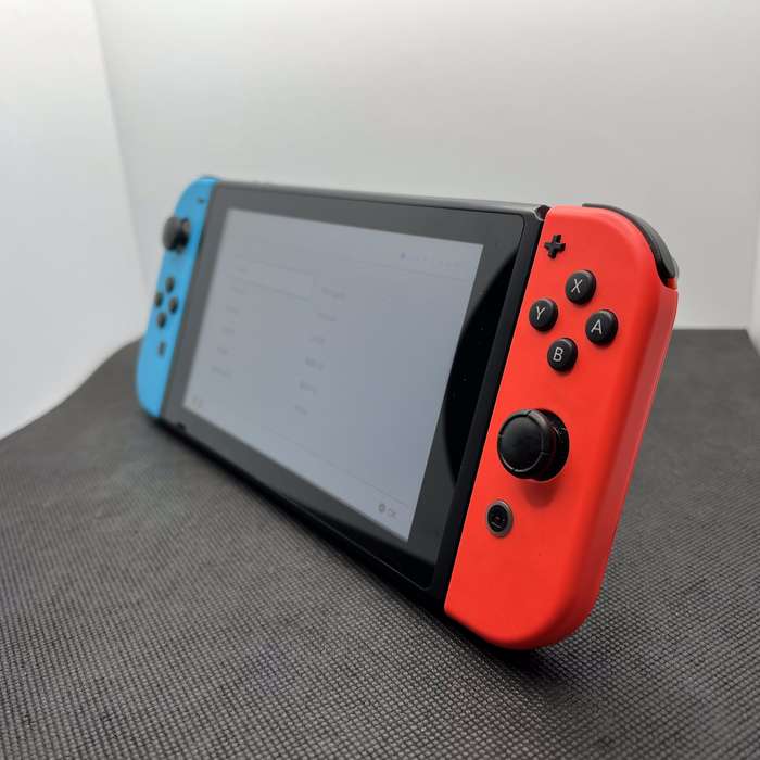 Nintendo Switch 32GB + 32GB SD Card Black (3 Month Warranty)