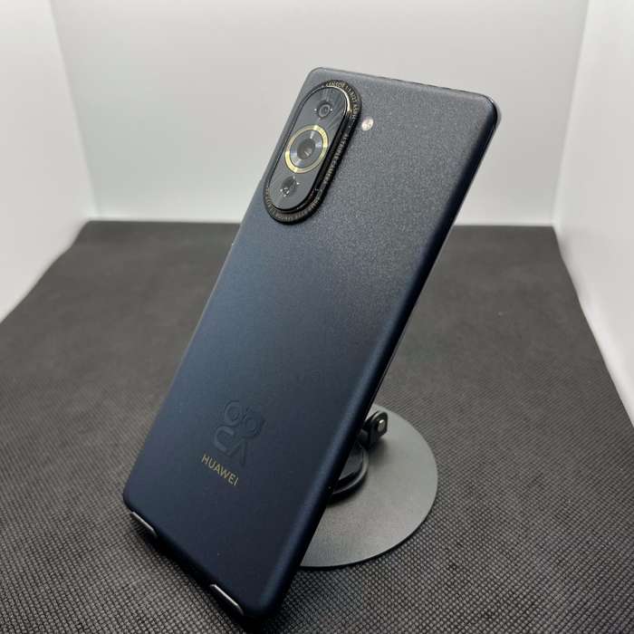 Huawei Nova 10 Pro 256GB Starry Black (3 Month Warranty) - Cracked Screen