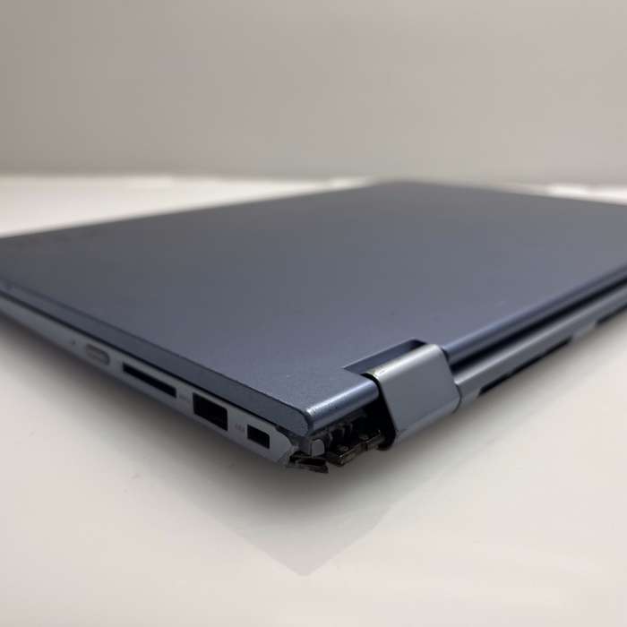 Lenovo Yoga 530-14IKB "Core i7" 16GB RAM 512GB SSD Blue - Damaged Casing