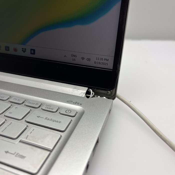 Acer Swift SF314-59 8GB RAM 512GB NVME SSD Silver - Hinge Damage