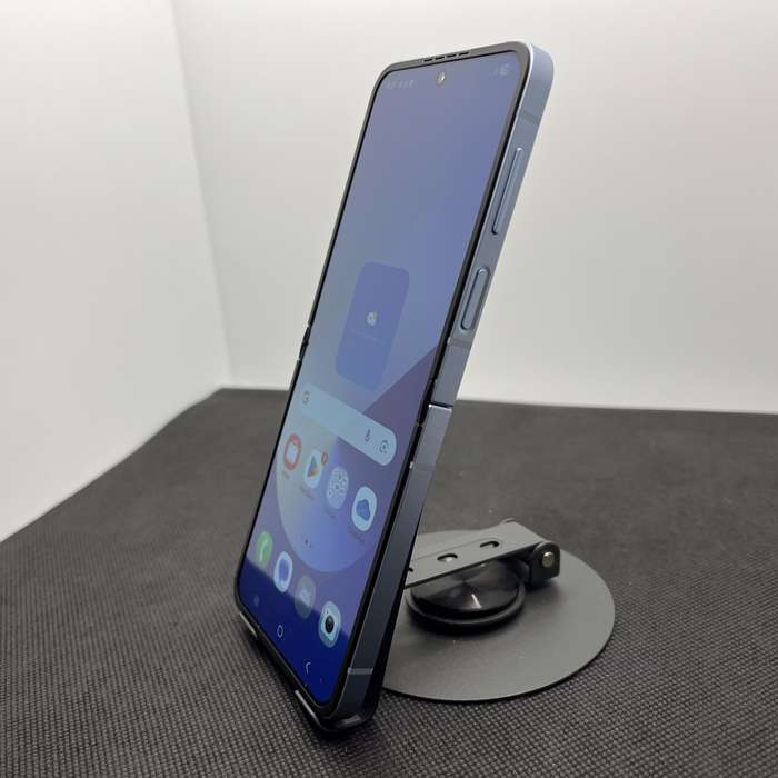 Samsung Galaxy Z Flip 6 256GB Blue (6 Month Warranty) - Mint Condition