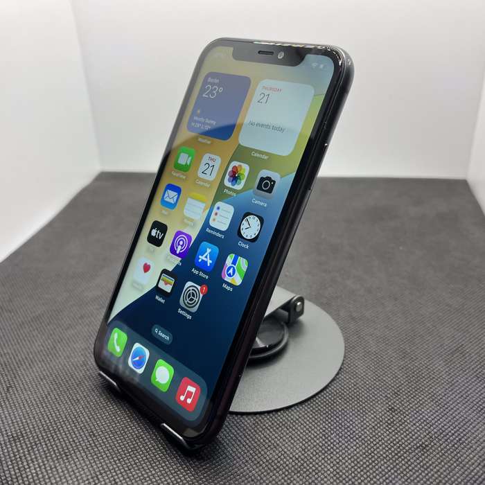 Apple iPhone 11 64GB Black (6 Month Warranty)