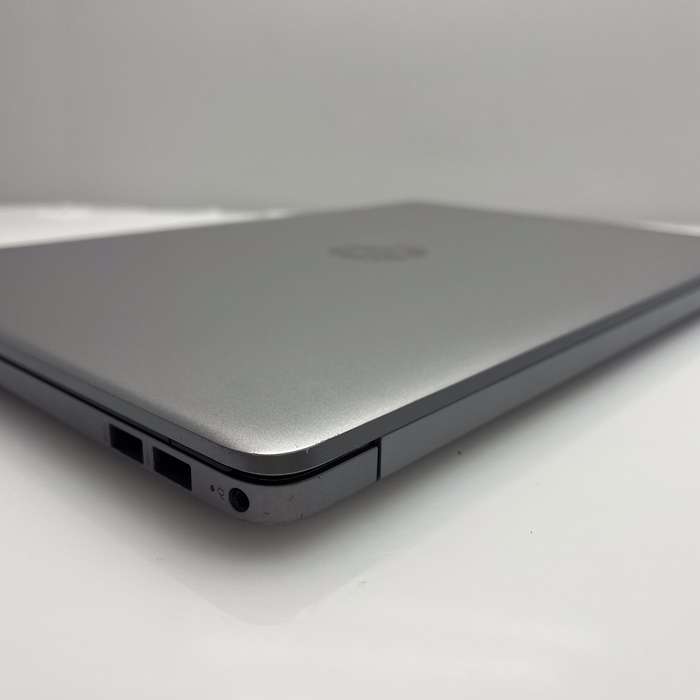 HP 250 G8 "Celeron" 8GB RAM 256GB SSD Silver - Faulty TrackPad | Bright Spots