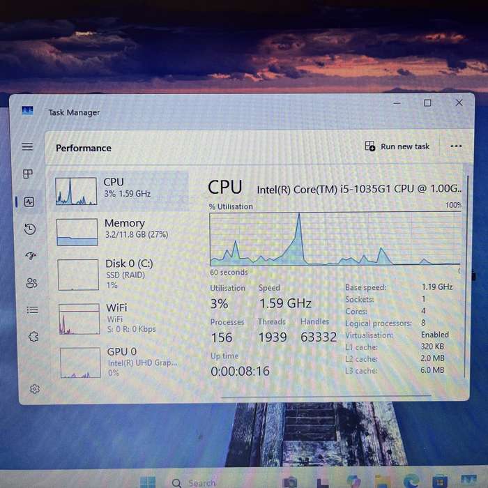 Acer Aspire 3 N19C1 "Core i5" 12GB RAM 512GB SSD Black - Chipped Casing