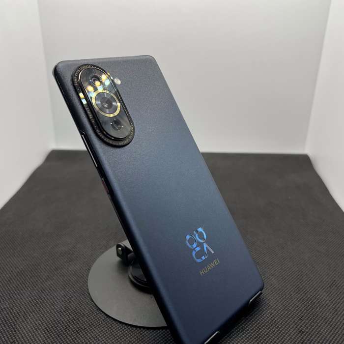 Huawei Nova 10 Pro 256GB Starry Black (3 Month Warranty) - Cracked Screen
