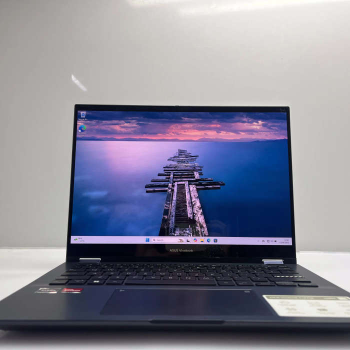 Asus VivoBook S 14 Flip TN3402 16GB RAM 1TB SSD Black - Cracked Screen
