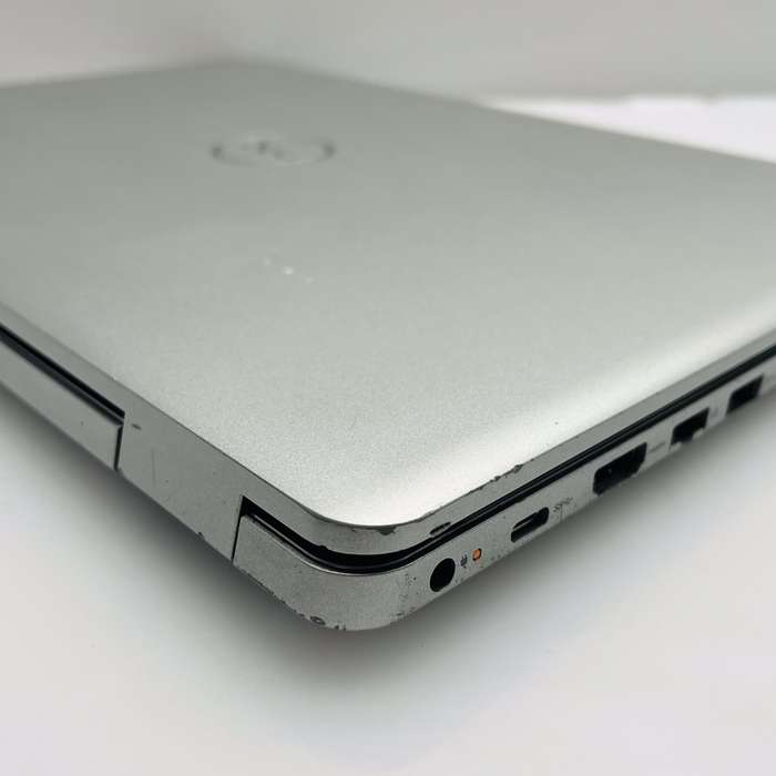 Dell Inspiron 15 5000 8th Gen "Core i7" 1.80GHz 32GB RAM and 512GB SSD Grey - Faulty Battery