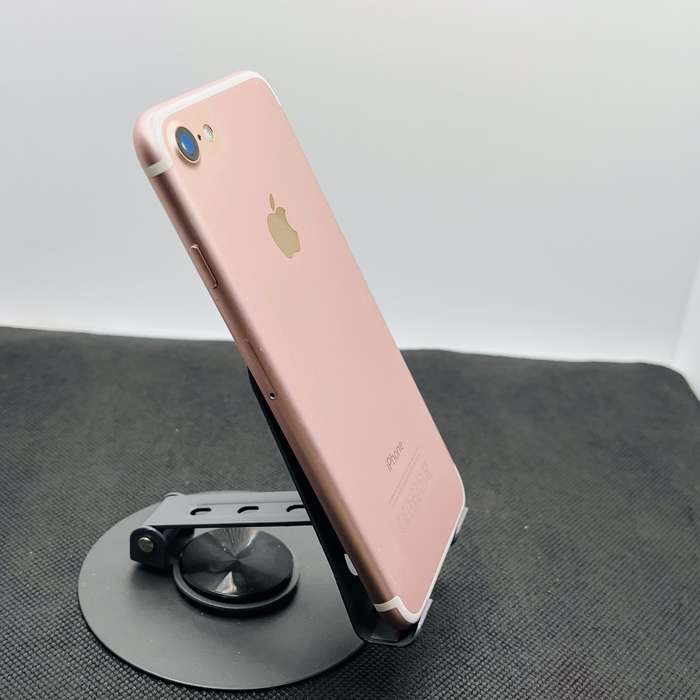 Apple iPhone 7 32GB Rose Gold - Minor Yellowing