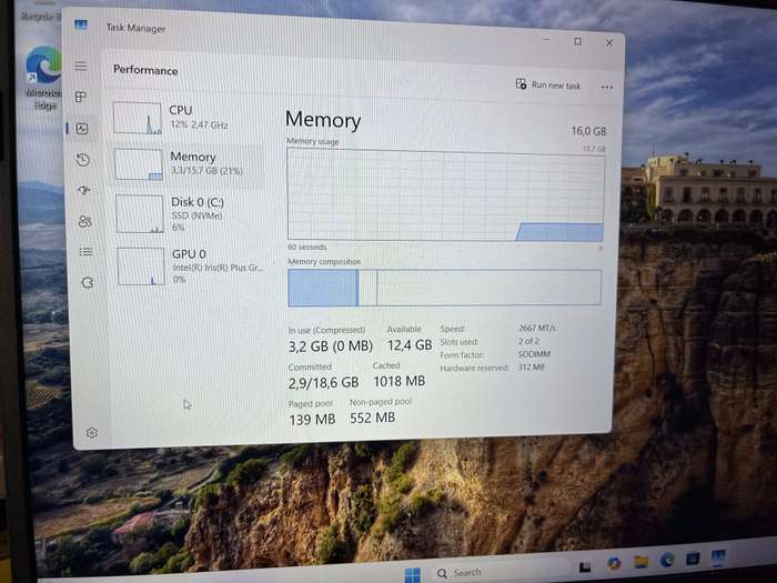 HP 15s-fq1014ni 10th Gen "Core i7" 1.30GHz 16GB RAM 512GB SSD (NVMe) Silver - Faulty Battery