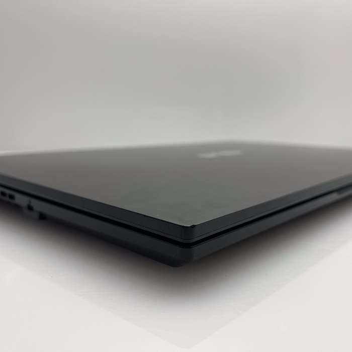 Asus B1502CG "Core i3" 8GB RAM 256GB SSD Black - Dead Pixels