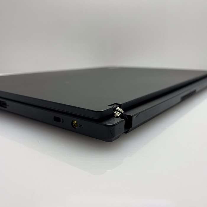 Acer TravelMate P2510 "Core i5" 8GB RAM 256GB SSD Black - Hinge Damage
