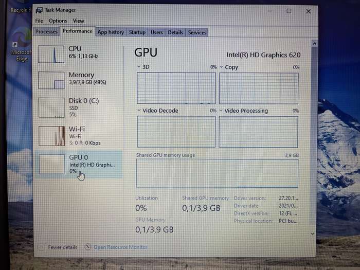 Dell Inspiron 15 "Core i5" 8GBB RAM 256GB SSD Black - No Disk Drive | No Camera