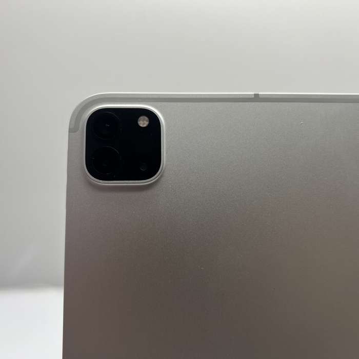 Apple iPad Pro 11 4th Gen (Wifi/Cellular) 256GB Silver (12 Month Warranty)