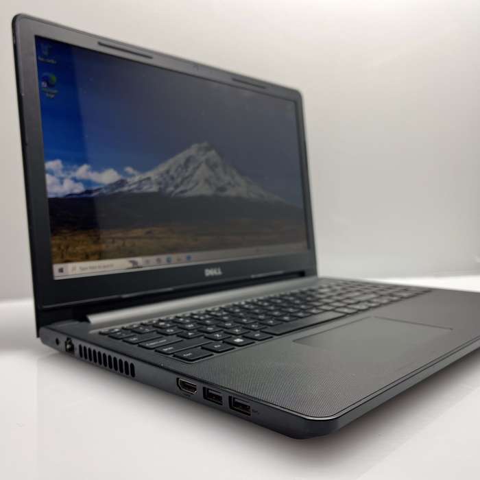 Dell Inspiron 15 "Core i5" 8GBB RAM 256GB SSD Black - No Disk Drive | No Camera