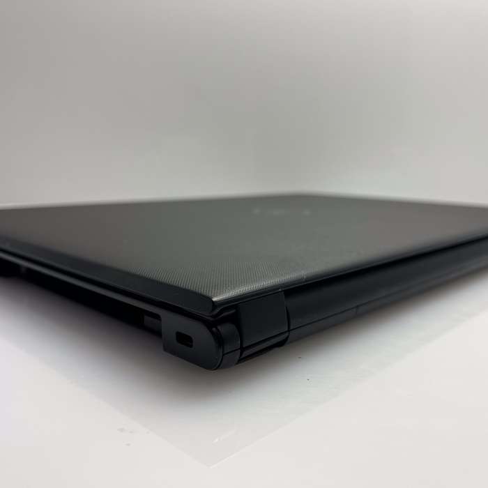 Dell Inspiron 15 "Core i5" 8GBB RAM 256GB SSD Black - No Disk Drive | No Camera