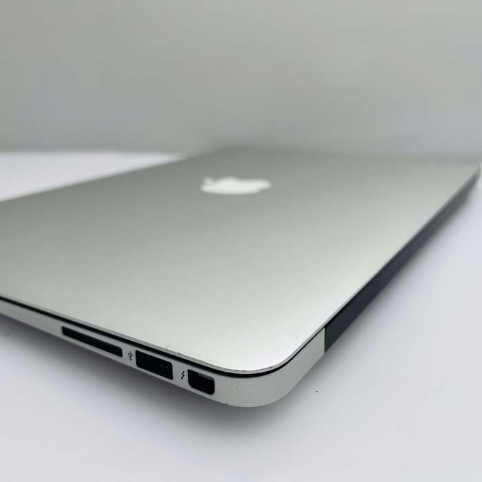 Apple MacBook Air 13-Inch Core i5 1.8GHz (2017) 8GB RAM 256GB SSD Silver (3 Month Warranty)...