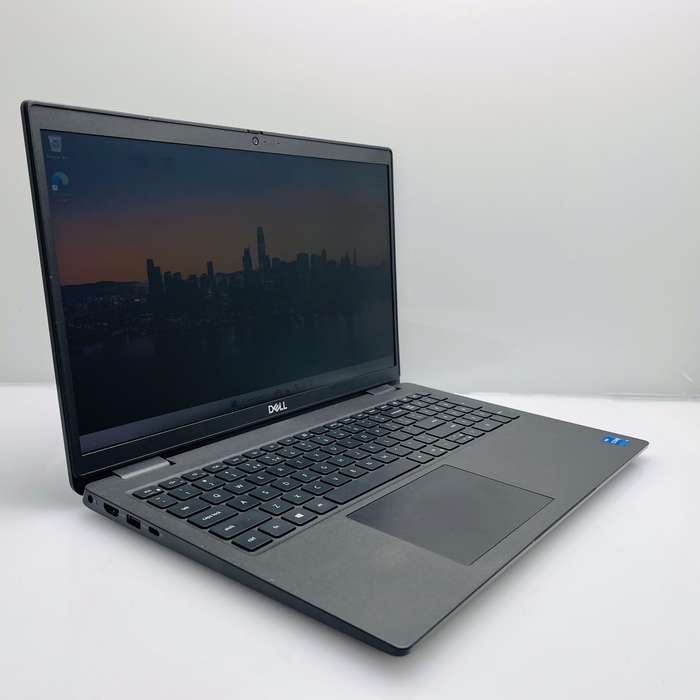 Dell Latitude 3520 11th Gen "Core i5" 8GB RAM 256GB SSD NVMe Black - Camera Doesn't Work