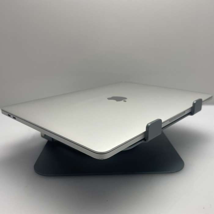 Apple MacBook Pro "Core i5" 13-inch 2.4 GHz (TouchBar/2019) 8GB RAM 512GB SSD Silver - Dead TouchBar