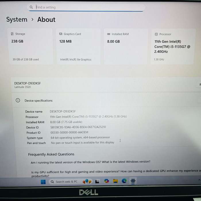 Dell Latitude 3520 11th Gen "Core i5" 8GB RAM 256GB SSD NVMe Black - Camera Doesn't Work