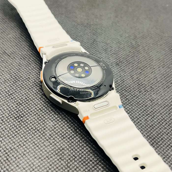 Samsung Galaxy Watch 7 40mm LTE Cream (3 Month Warranty)