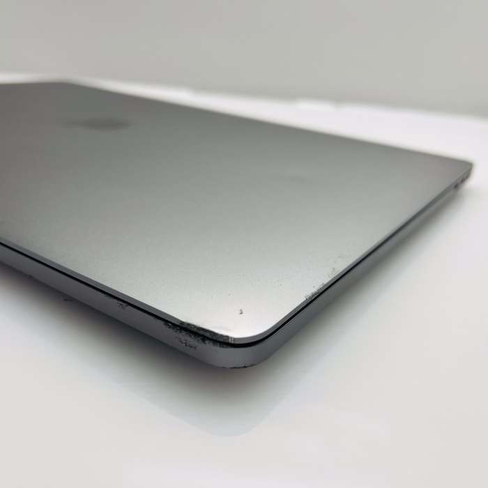 Apple MacBook Pro 15-Inch Core i7 2.6 GHz (Touch/2018) 16GB RAM 256GB SSD Space Grey (6 Mon...