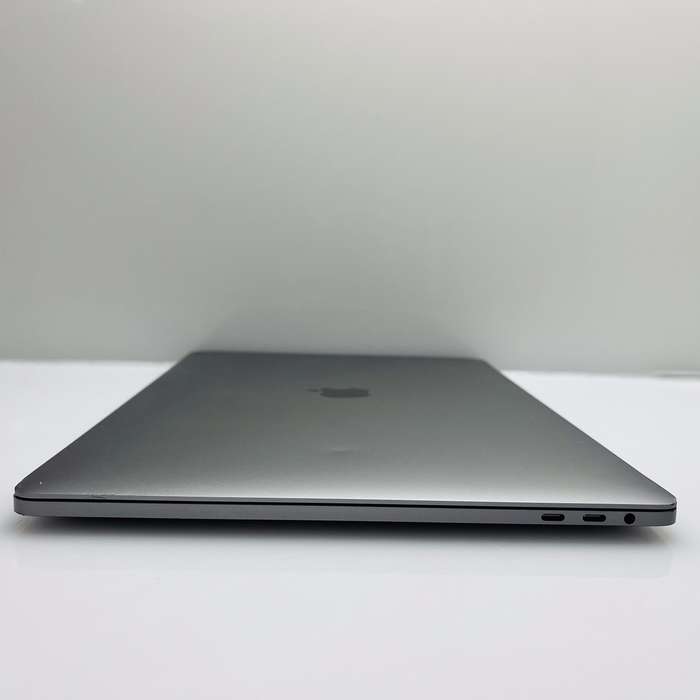 Apple MacBook Pro 15-Inch Core i7 2.6 GHz (Touch/2018) 16GB RAM 256GB SSD Space Grey (6 Mon...